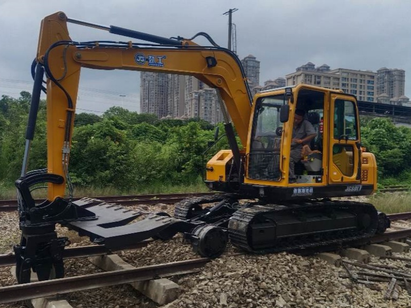 ¿Cómo las excavadoras ferroviarias transforman los límites de los proyectos de vías?